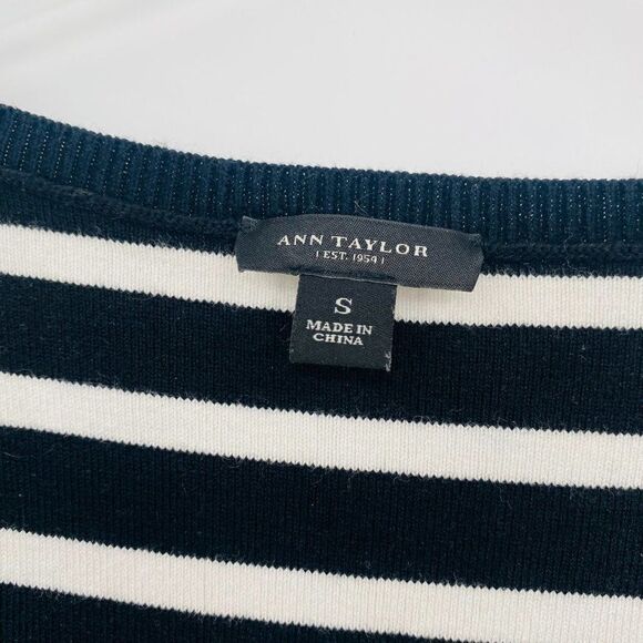 Ann Taylor Size Small Black & White Polka Dot Striped Short Sleeve Sweater Dress - Picture 5 of 8